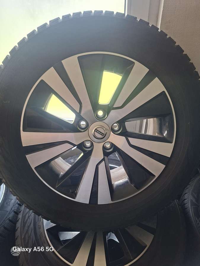 Volvo V60 2012 — photo 22