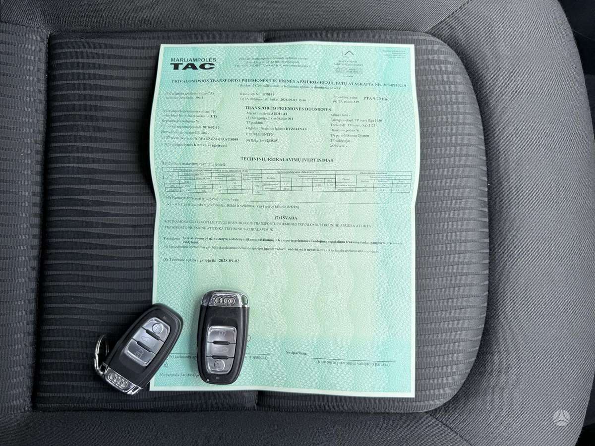 Audi A4 2010 — photo 26