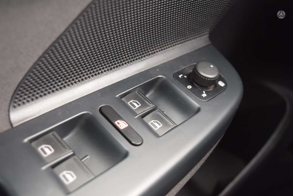 Volkswagen Golf 2013 — photo 21