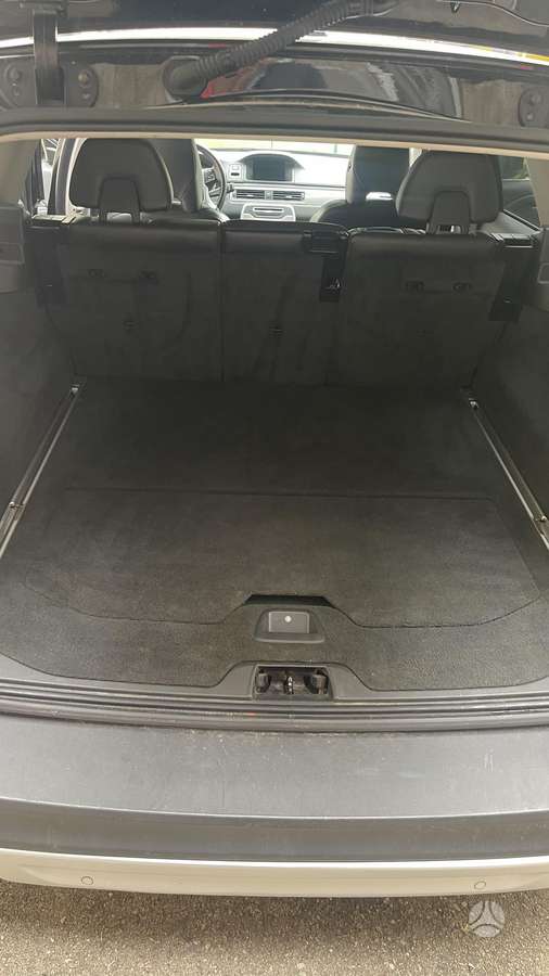 Volvo XC70 2012 — photo 19