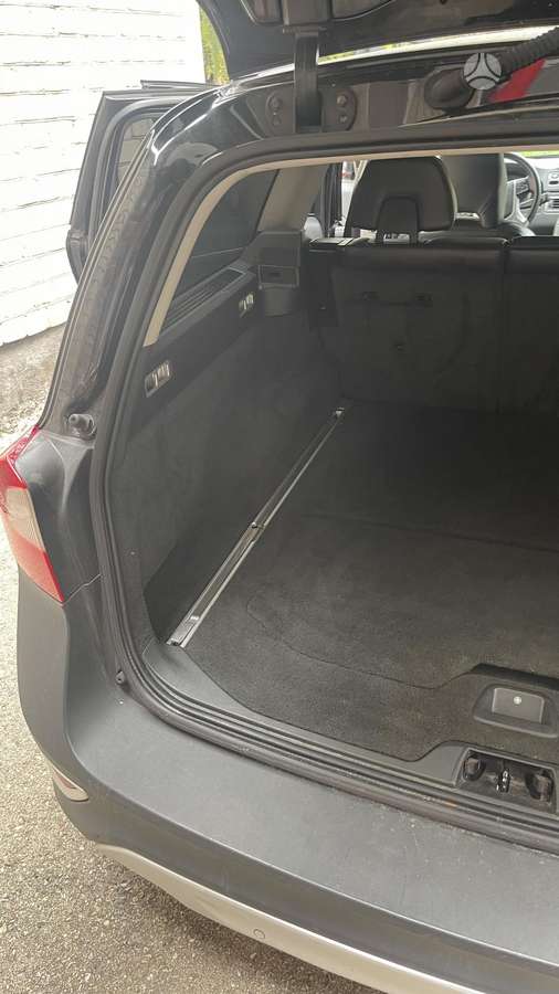Volvo XC70 2012 — photo 20