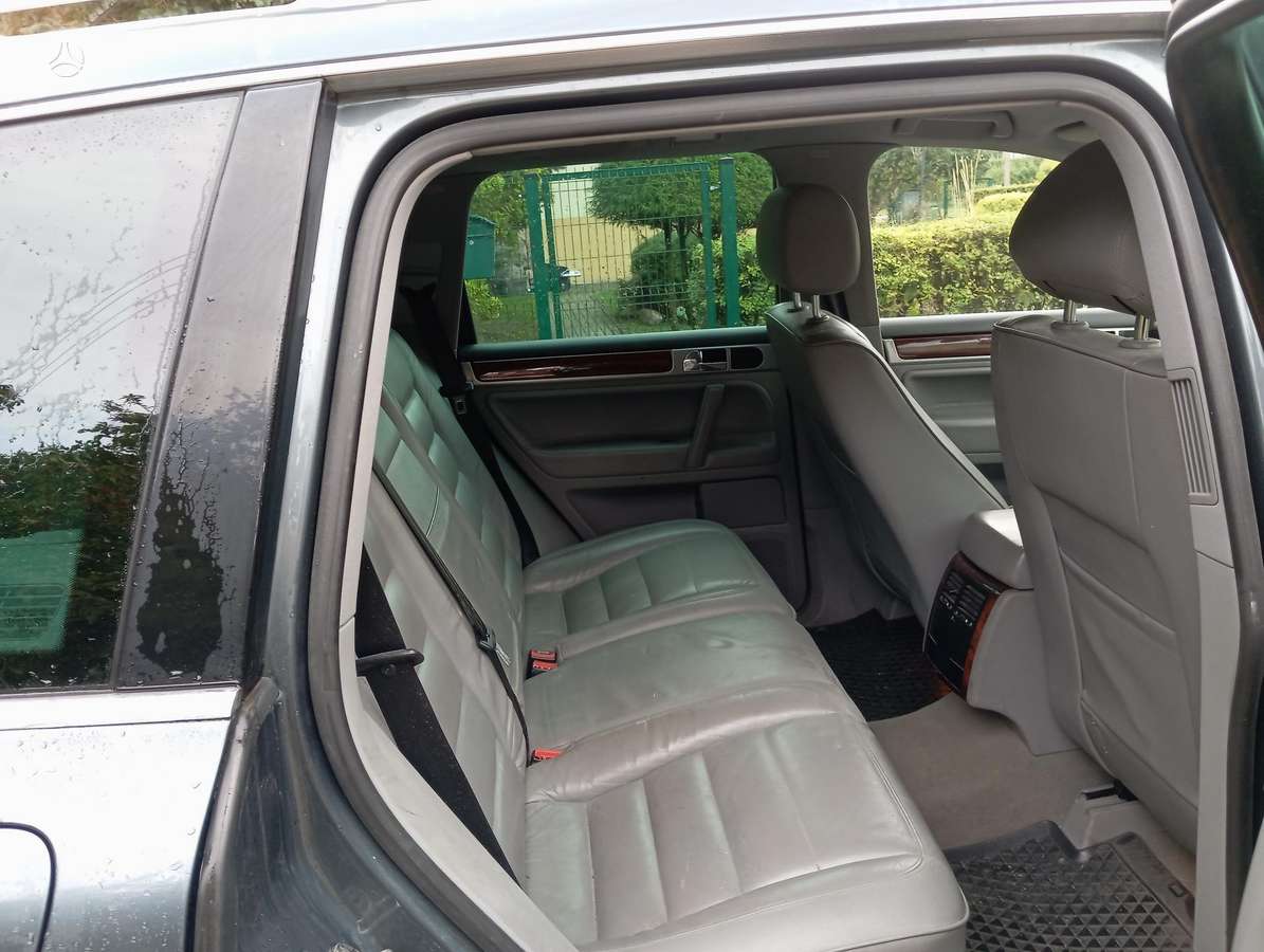 Volkswagen Touareg 2006 — photo 10