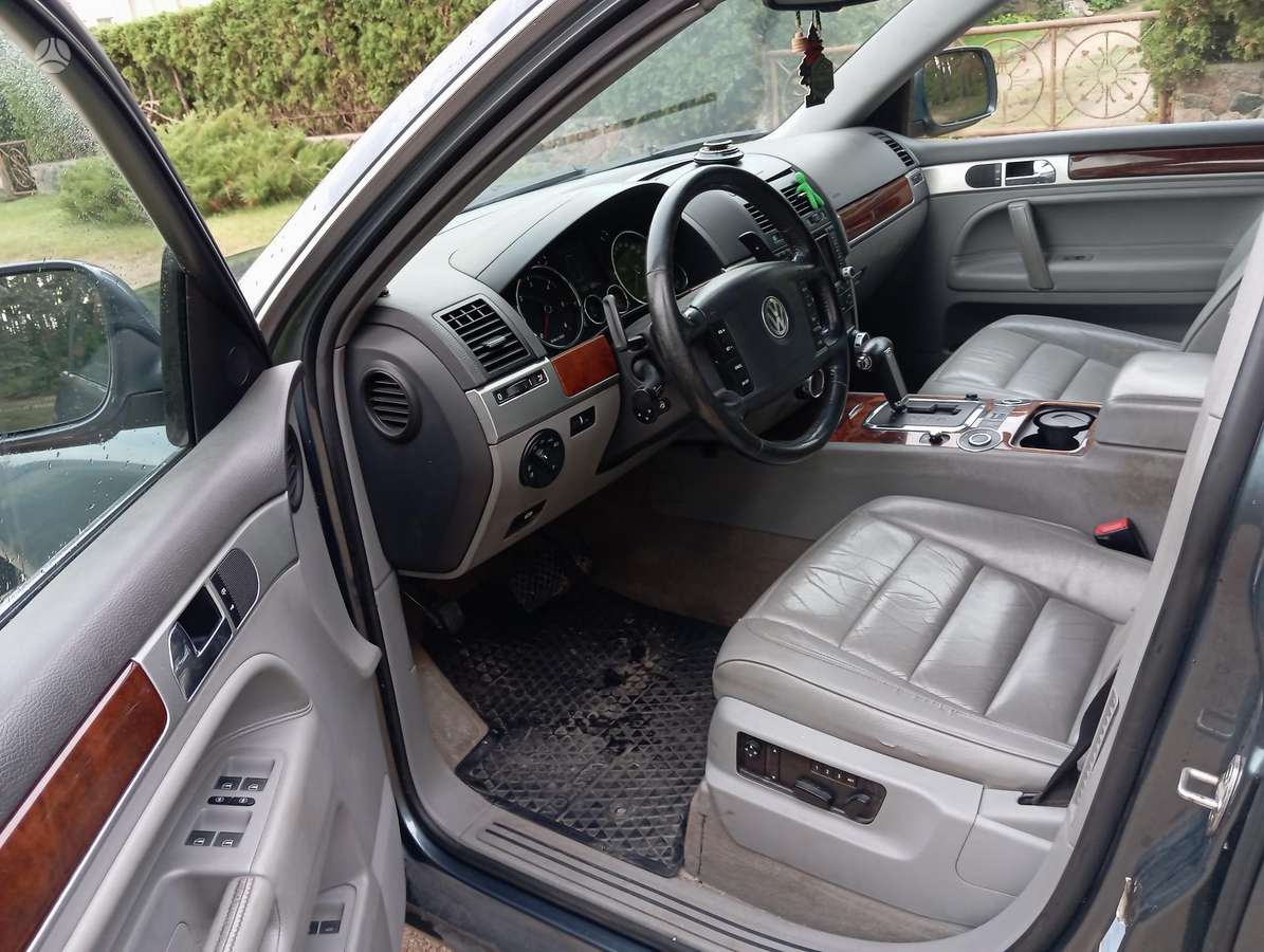 Volkswagen Touareg 2006 — photo 7