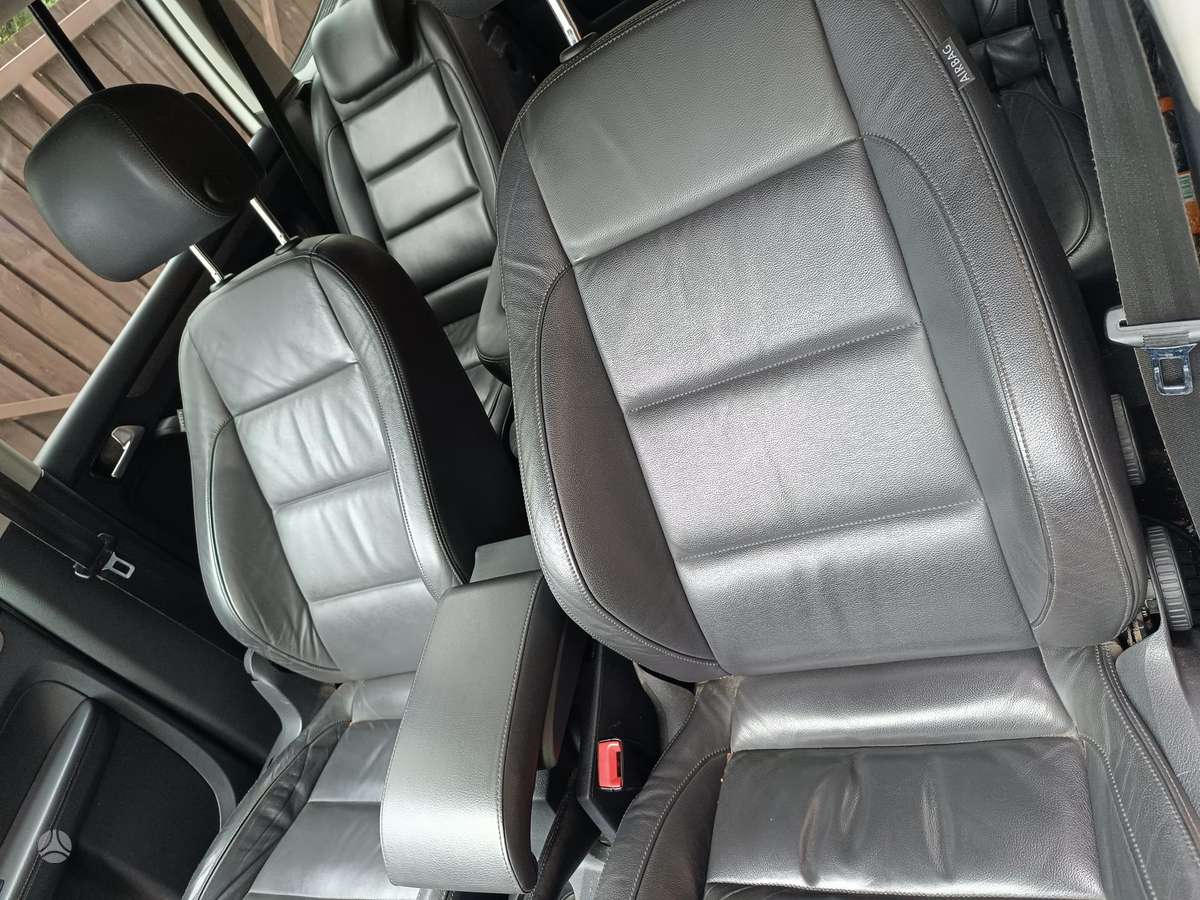 Volkswagen Touran 2013 — engine 1400 cm³, 140 HP (103kW)