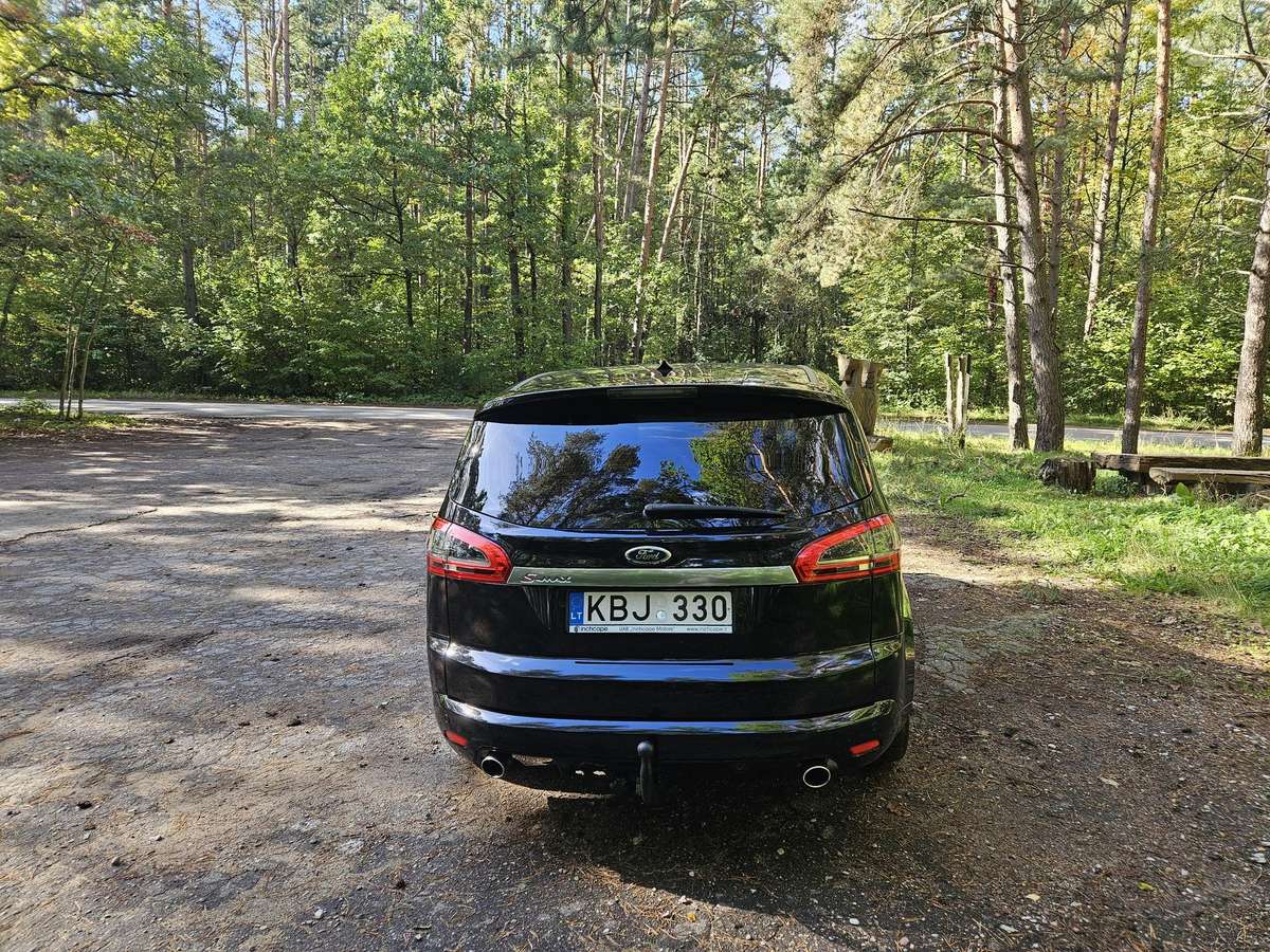Ford S-MAX 2011 — двигун 2200 cm³, 200 HP (147kW)