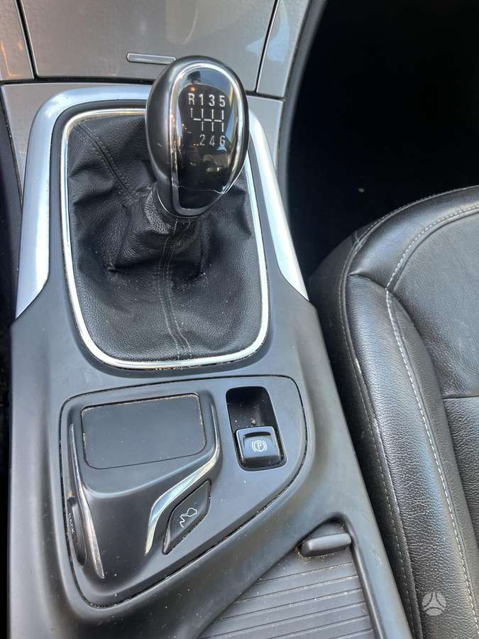 Opel Insignia 2014 — photo 12