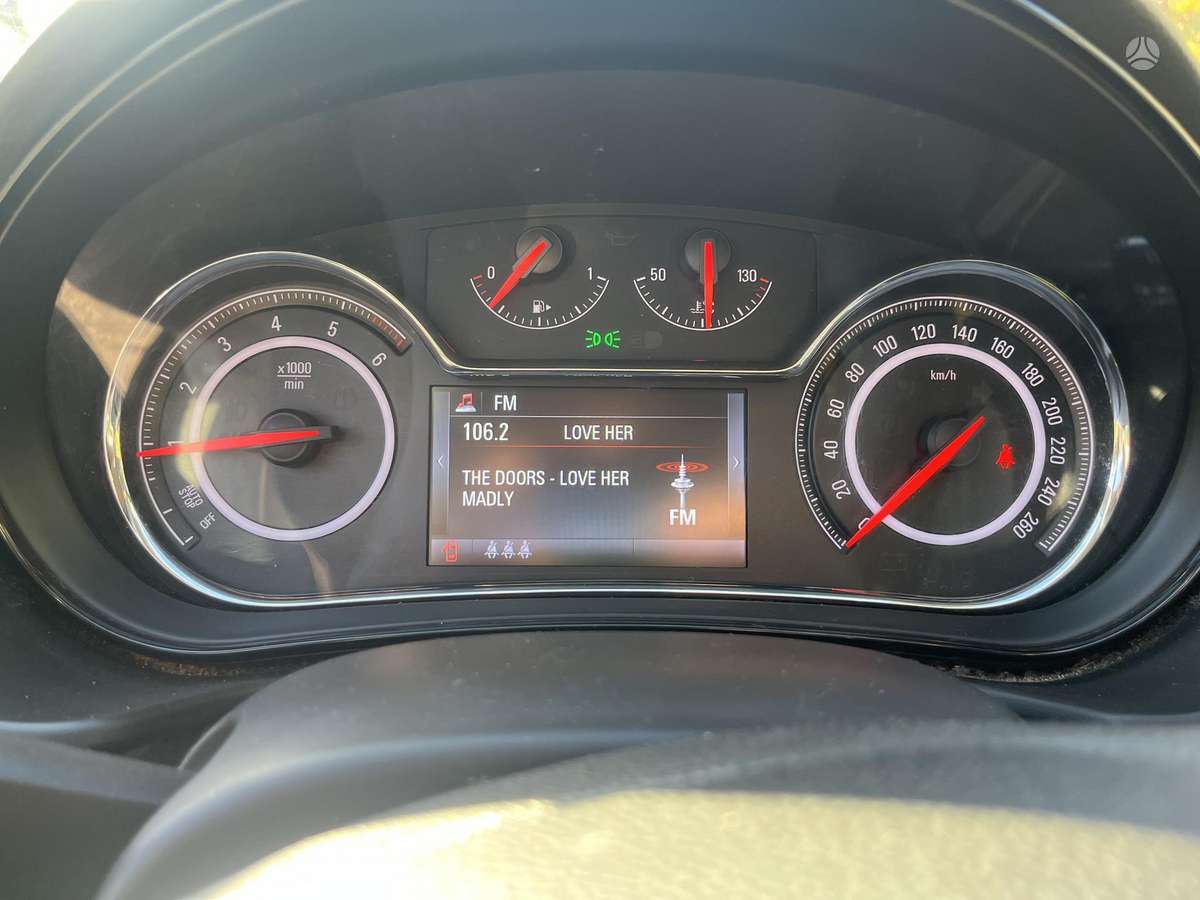 Opel Insignia 2014 — photo 13