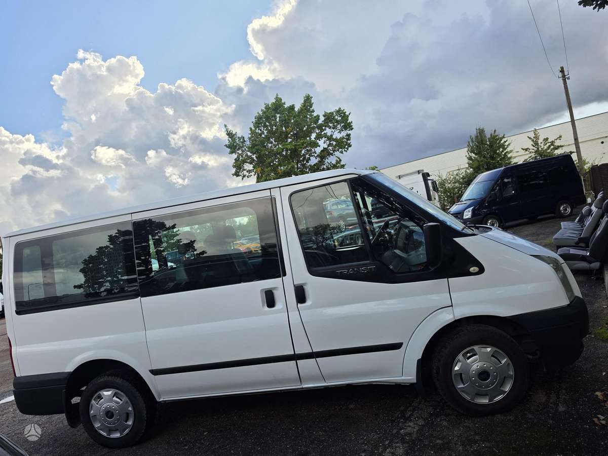 Ford Transit 2013 — салон