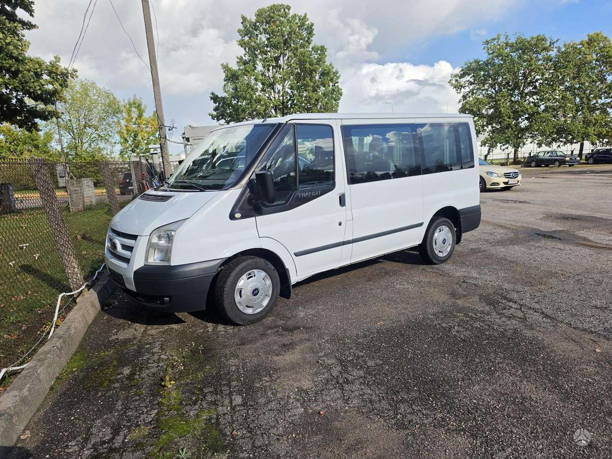 Ford Transit 2013 — двигун 2200 cm³, 101 HP (74kW)