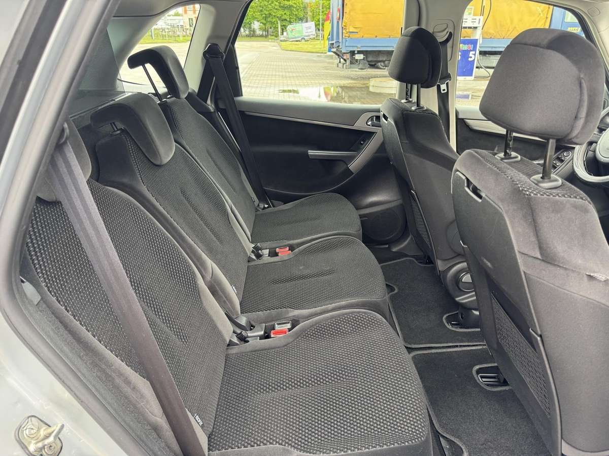 Citroen C4 2008 — photo 10