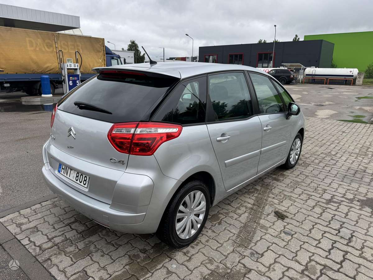 Citroen C4 2008 — photo 6