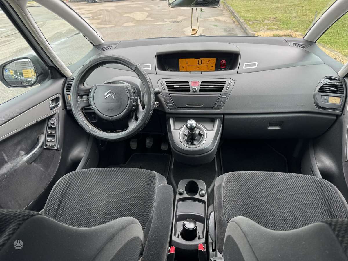 Citroen C4 2008 — photo 7