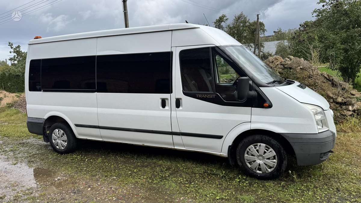 Ford Transit 2013 — салон
