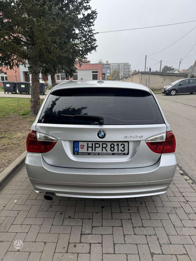 BMW 320 2006 — photo 6
