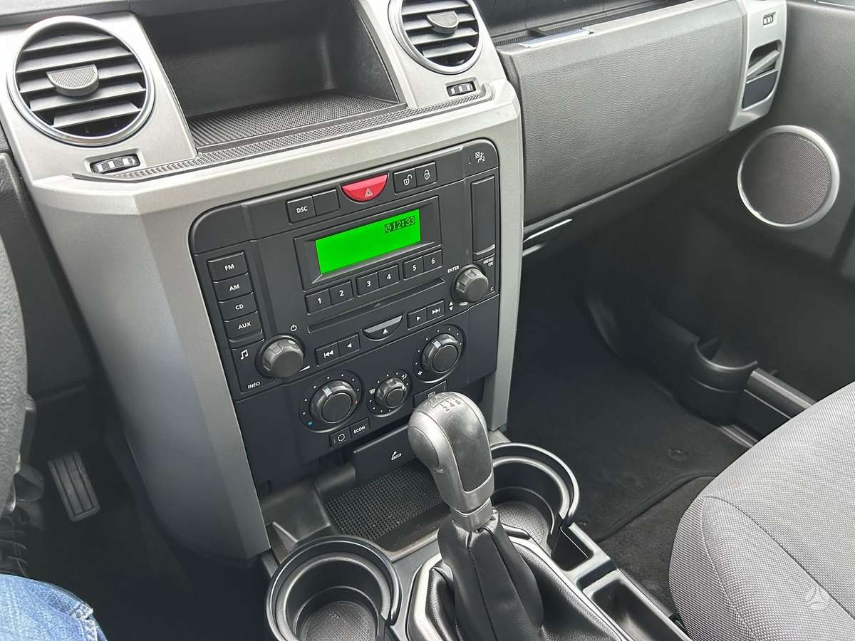 Land Rover 2008 — photo 9