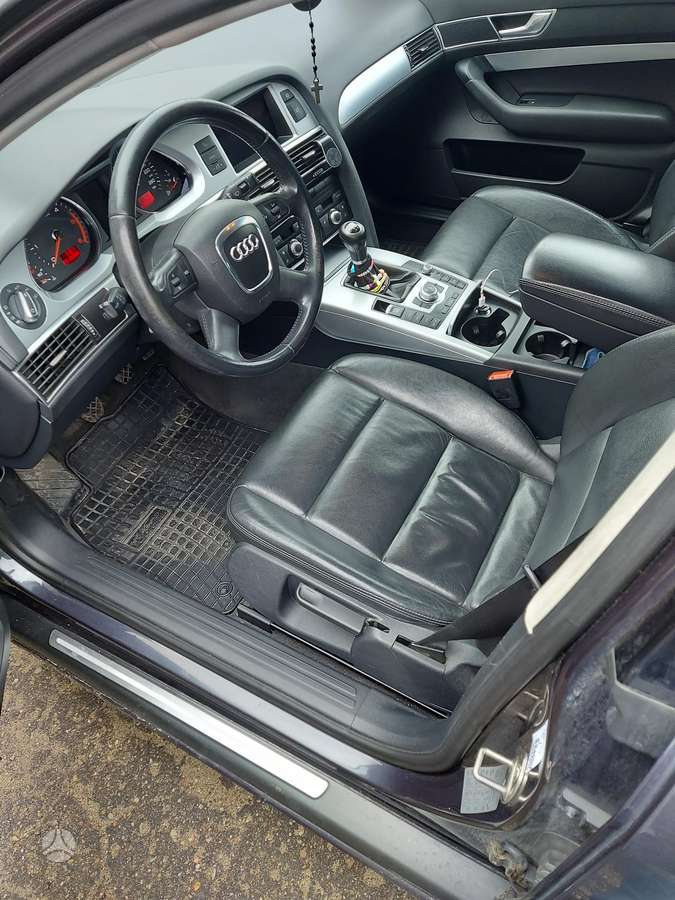 Audi A6 2009 — photo 9