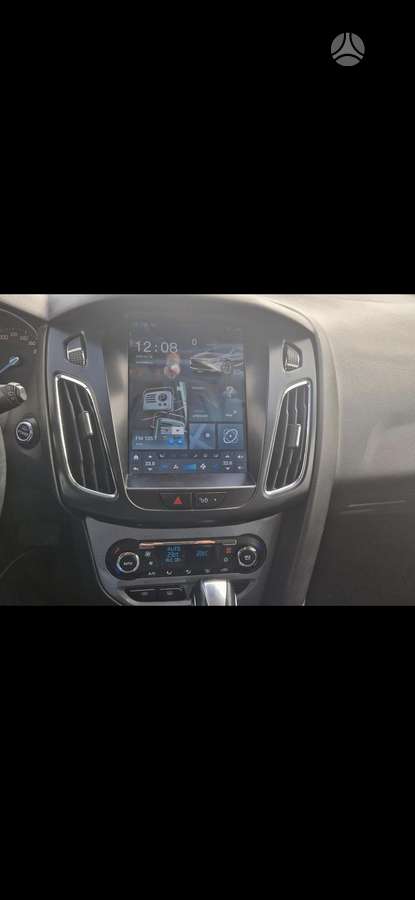 Ford Focus 2012 — photo 6