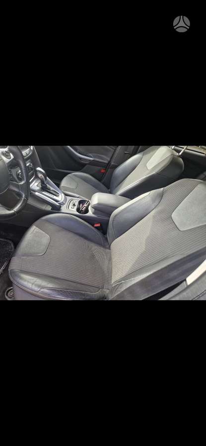 Ford Focus 2012 — photo 7
