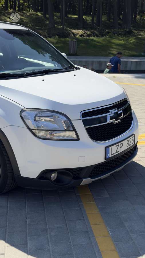 Chevrolet Orlando 2011 — photo 13