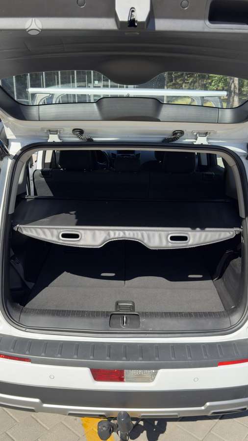 Chevrolet Orlando 2011 — photo 19
