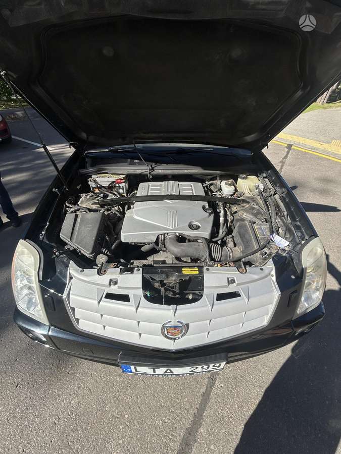Cadillac SRX 2007 — photo 12