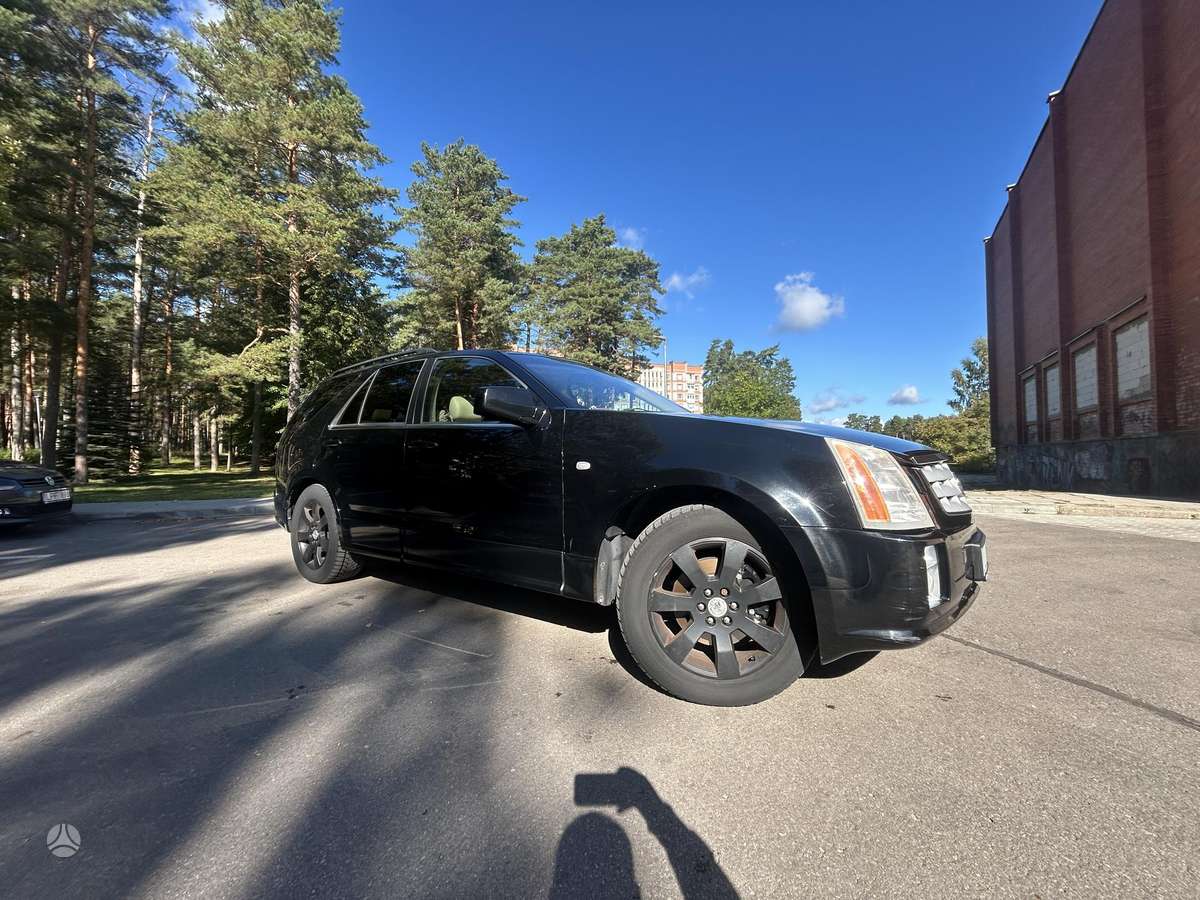 Cadillac SRX 2007 — rear view