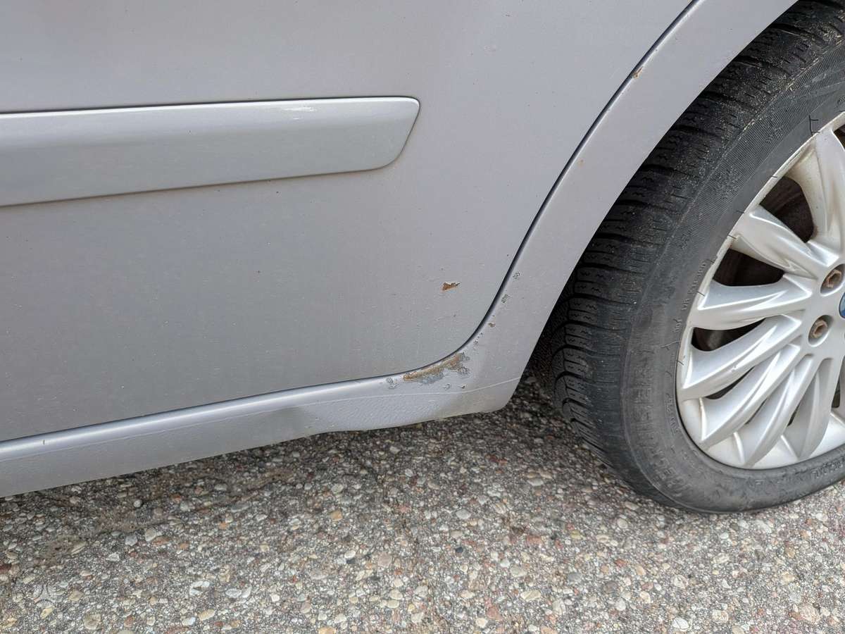 Ford S-MAX 2011 — photo 10