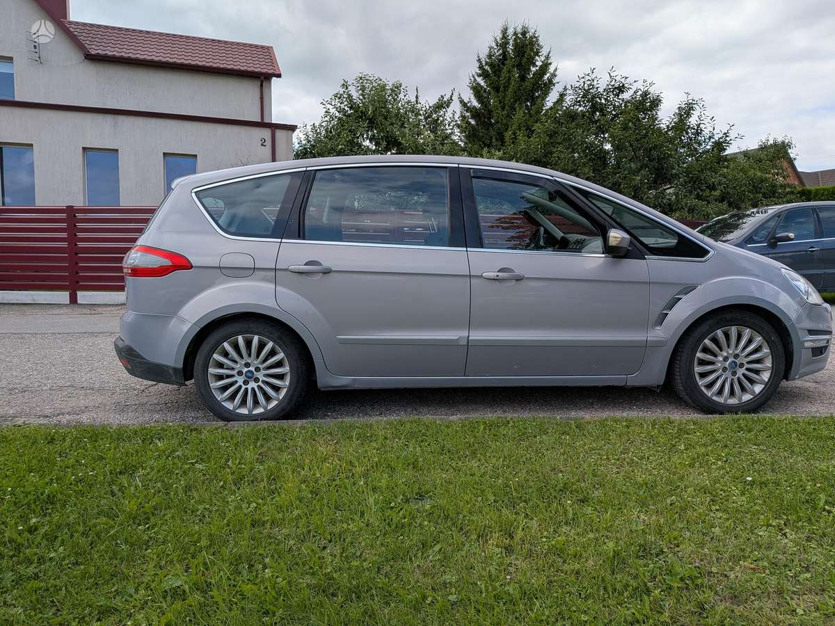 Ford S-MAX 2011 — photo 6