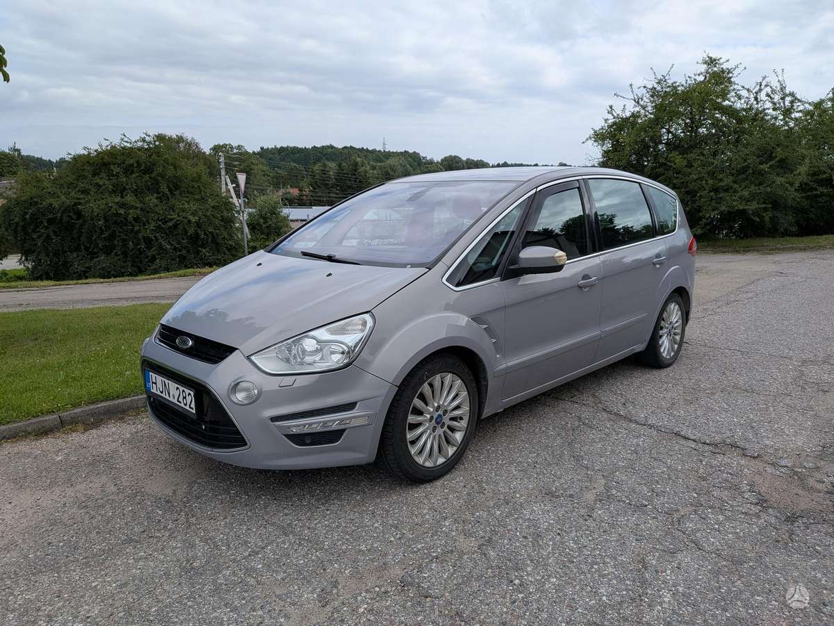 Ford S-MAX 2011 — photo 9