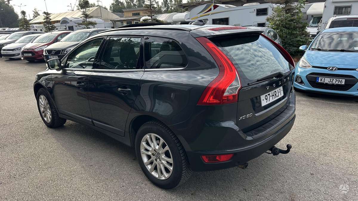 Volvo XC60 2009 — photo 7