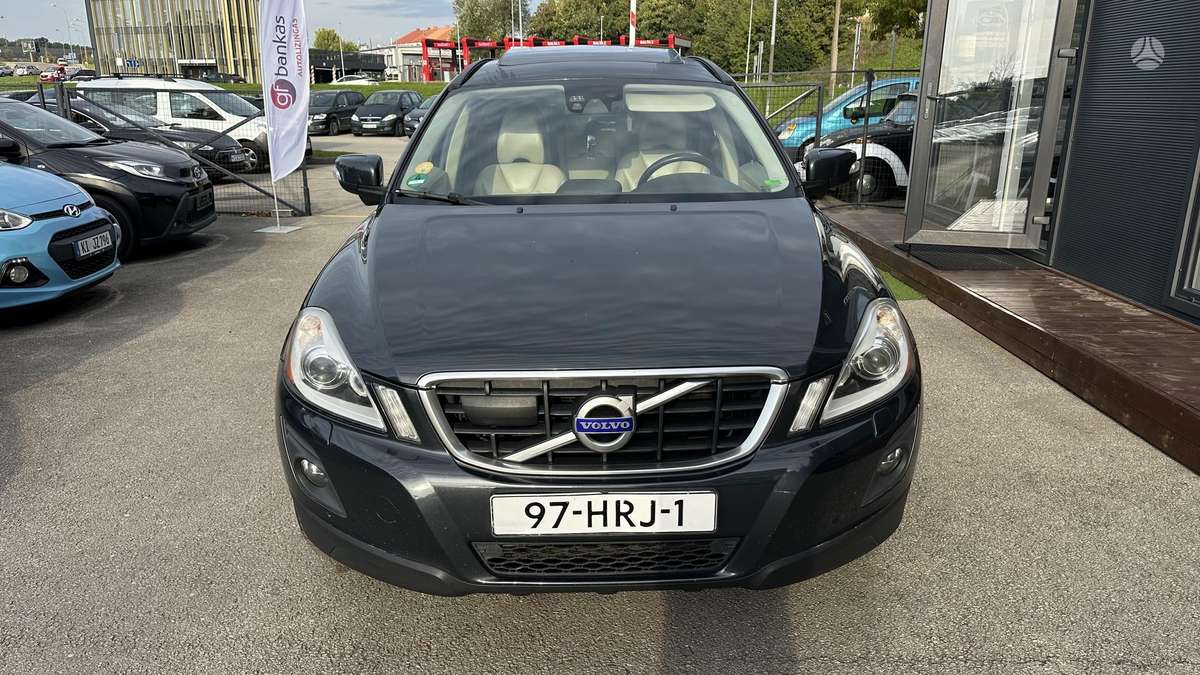 Volvo XC60 2009 — photo 9