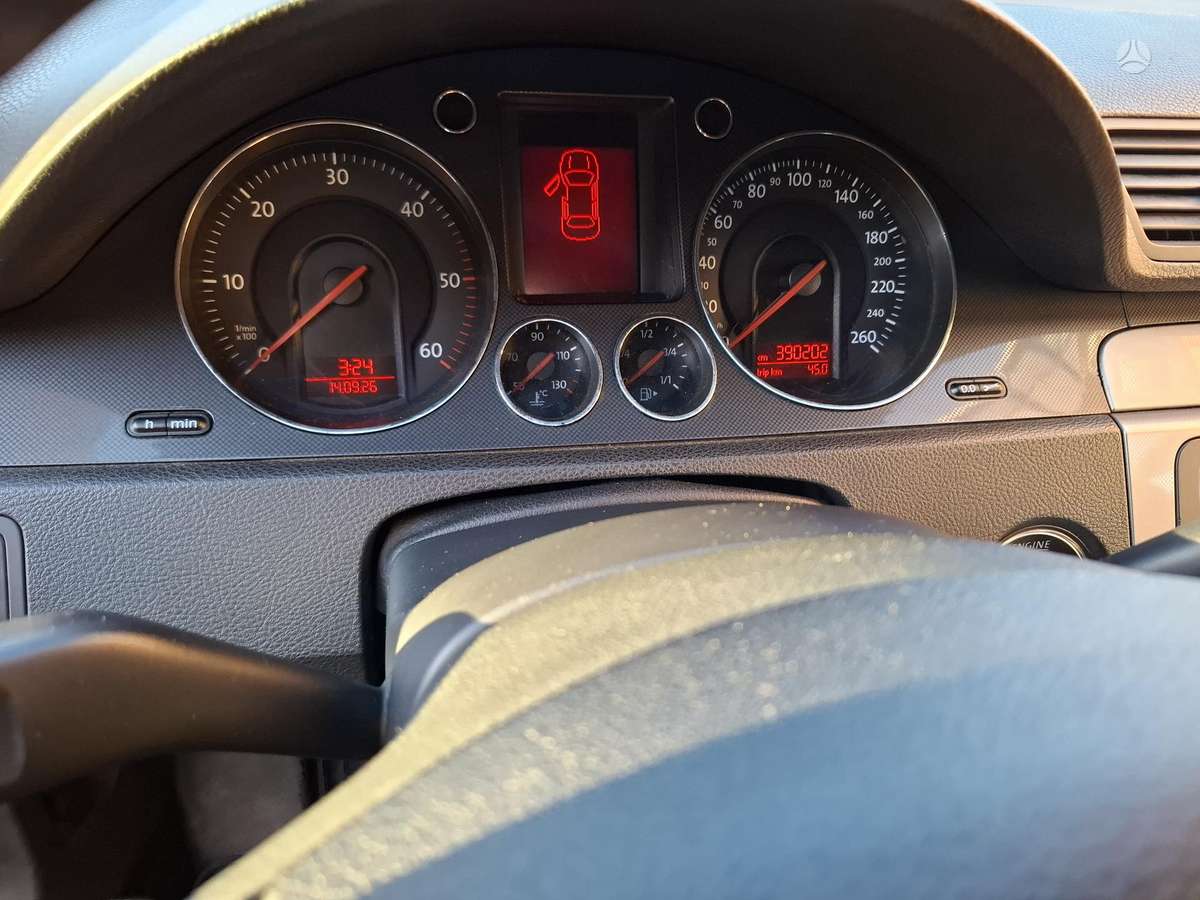 Volkswagen Passat 2006 — photo 7