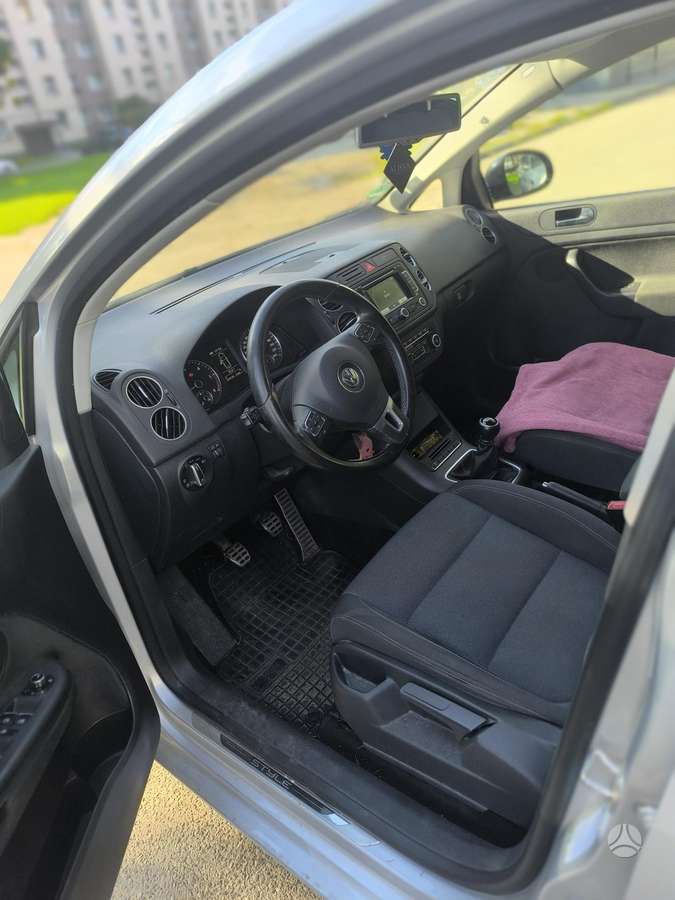 Volkswagen Golf 2011 — photo 6