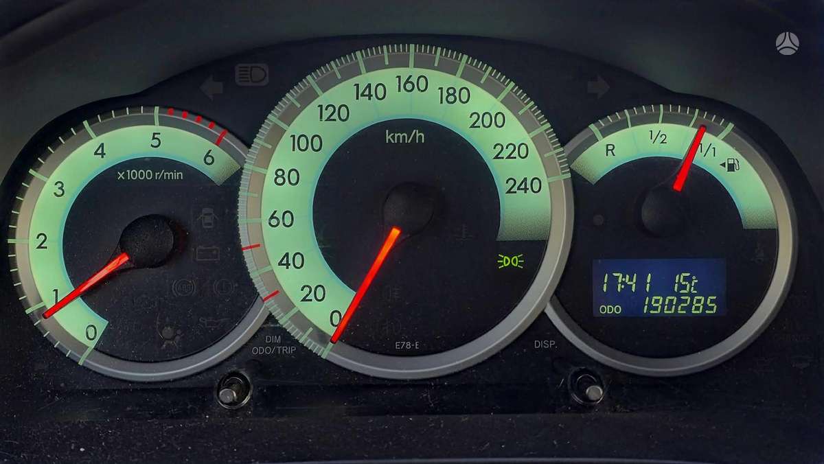 Toyota Corolla 2007 — photo 13
