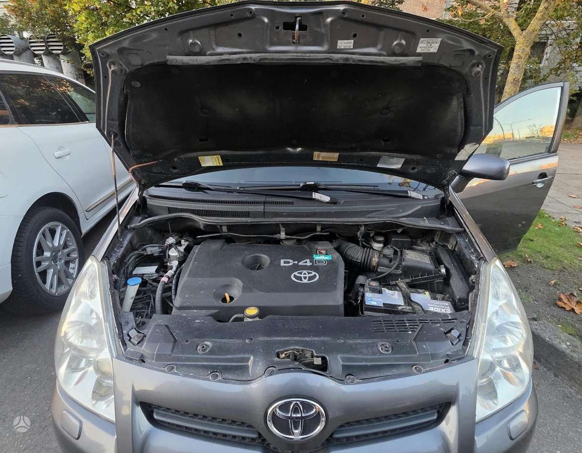 Toyota Corolla 2007 — interior