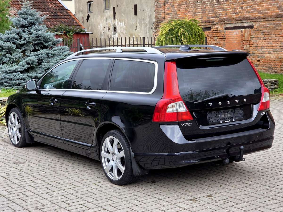 Volvo V70 2011 — photo 6