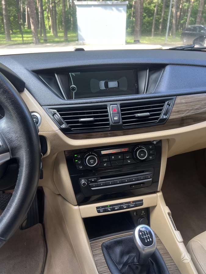 BMW X1 2013 — photo 10