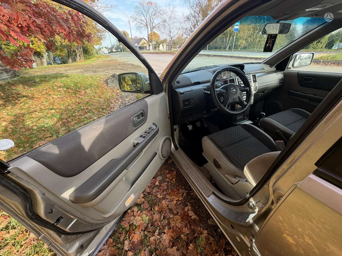 Nissan X-Trail 2006 — photo 16