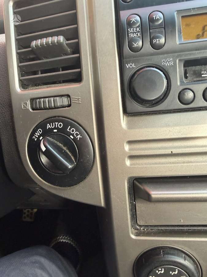 Nissan X-Trail 2006 — photo 19