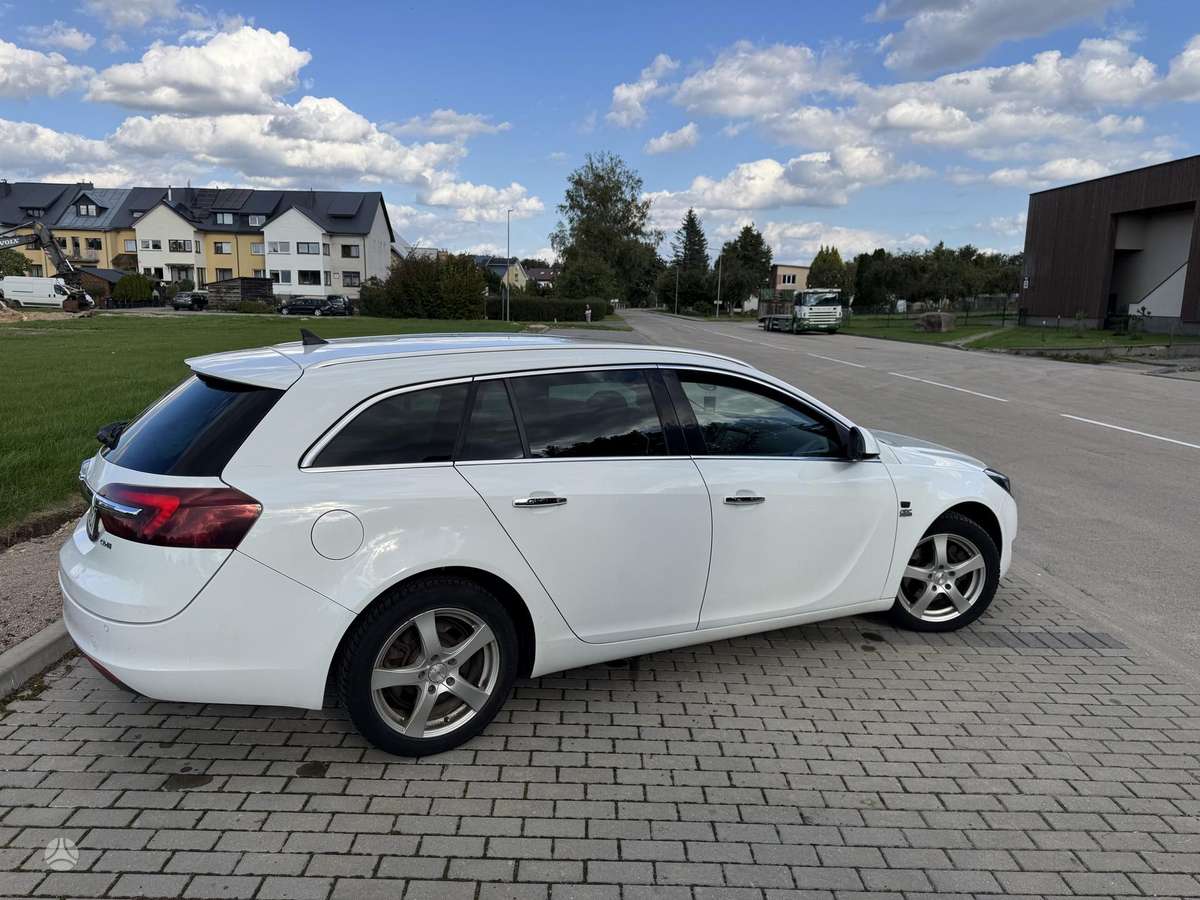 Opel Insignia 2014 — photo 6