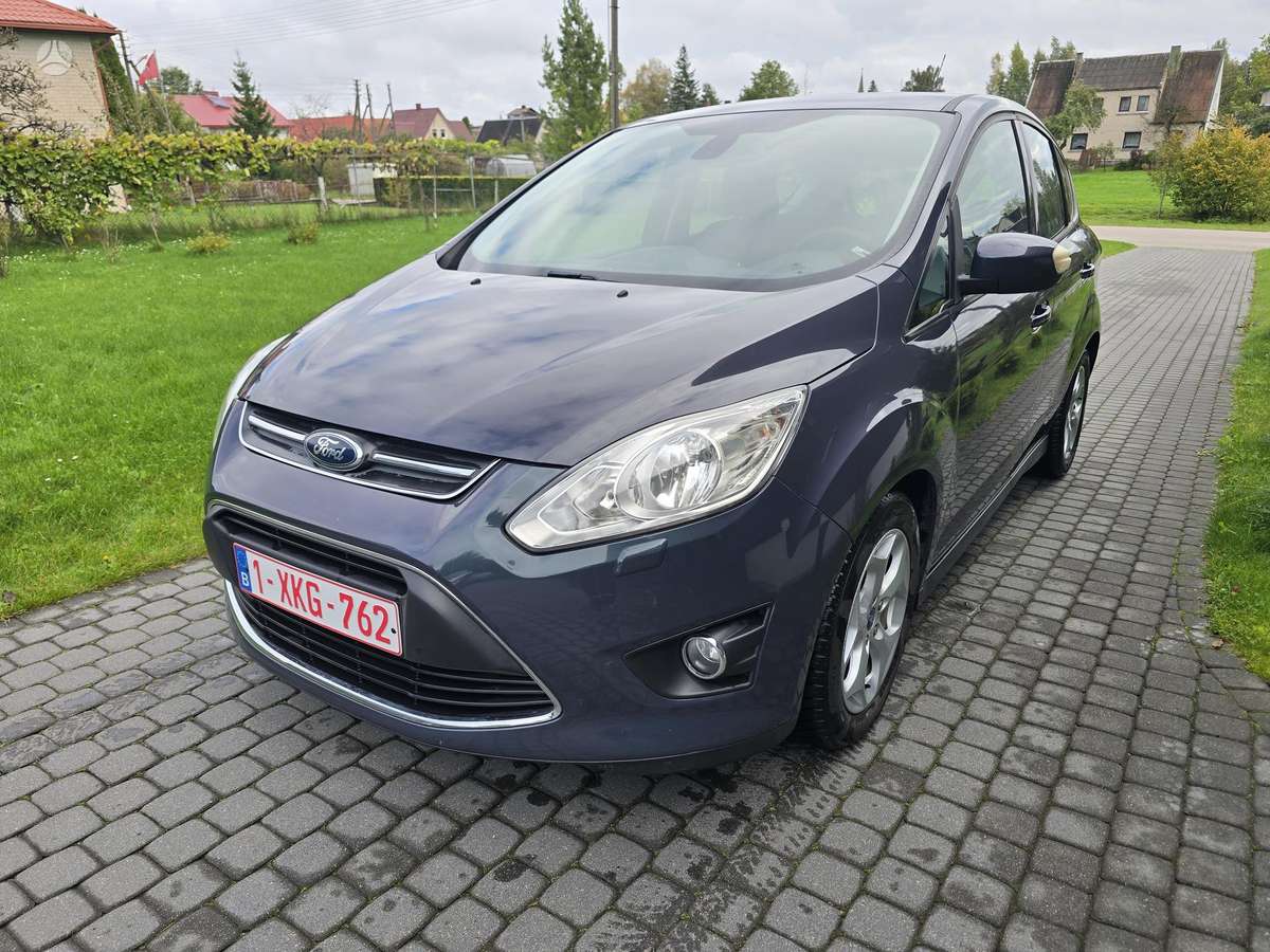 Ford C-MAX 2011 — вигляд ззаду