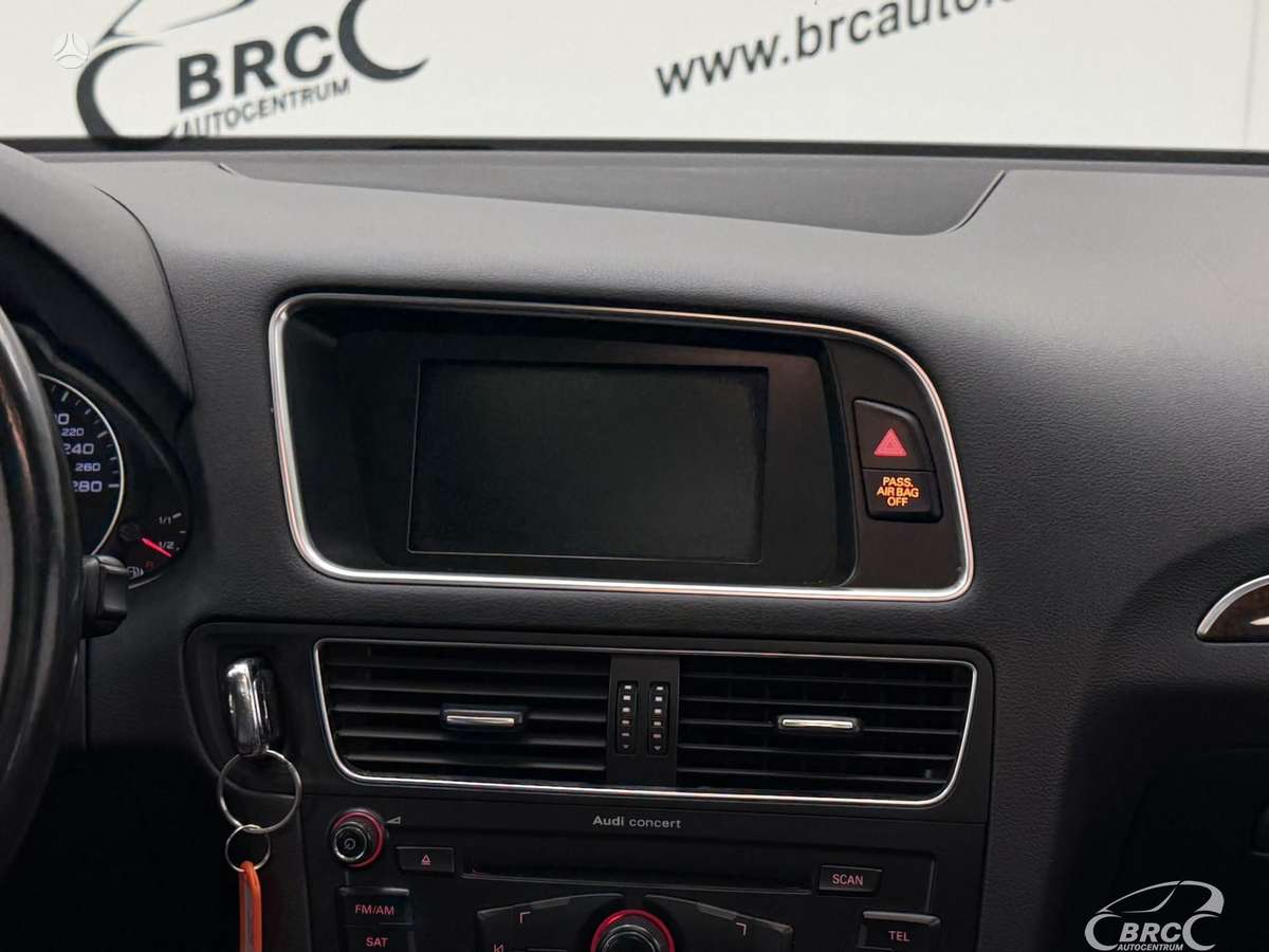 Audi Q5 2011 — photo 16