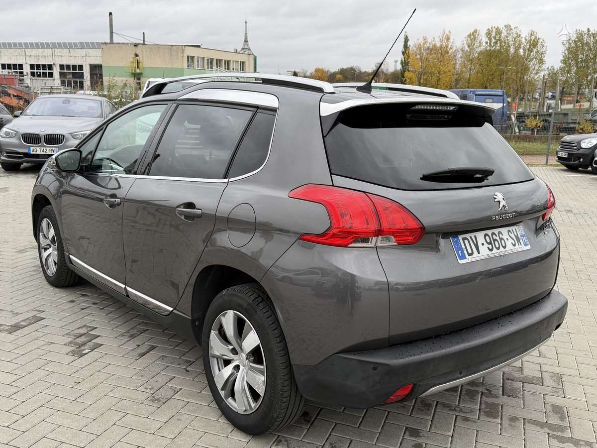Peugeot 2008 2015 — photo 6