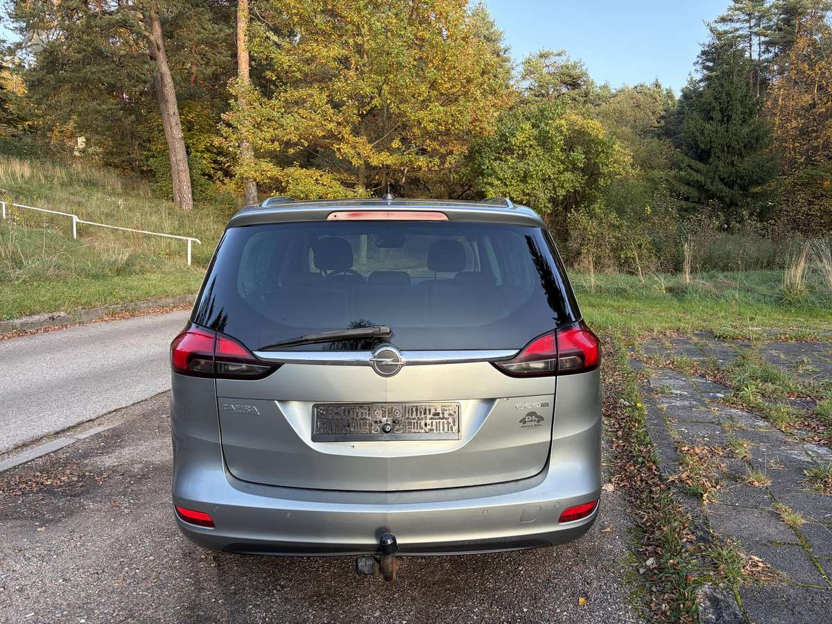 Opel Zafira 2014 — photo 5