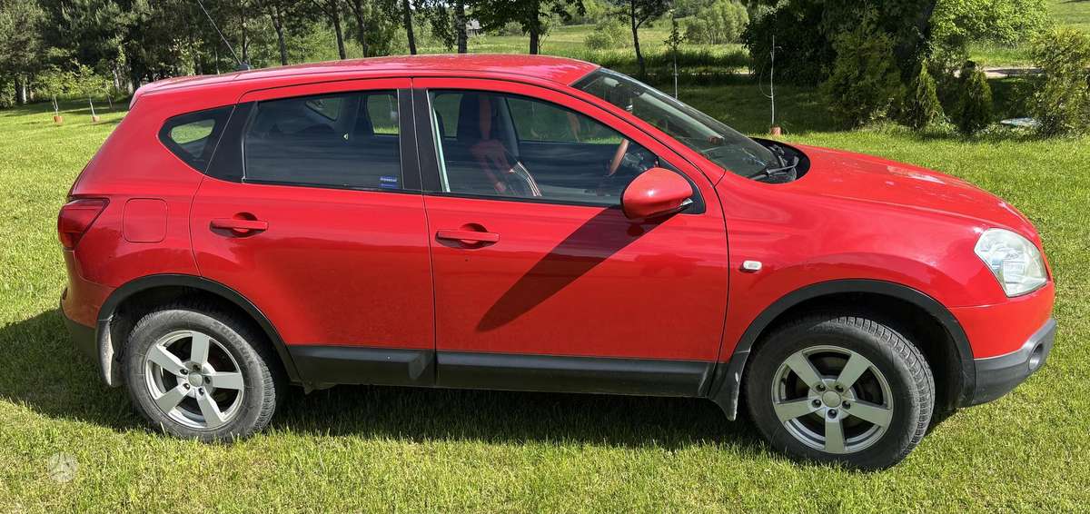 Nissan Qashqai 2008 — interior