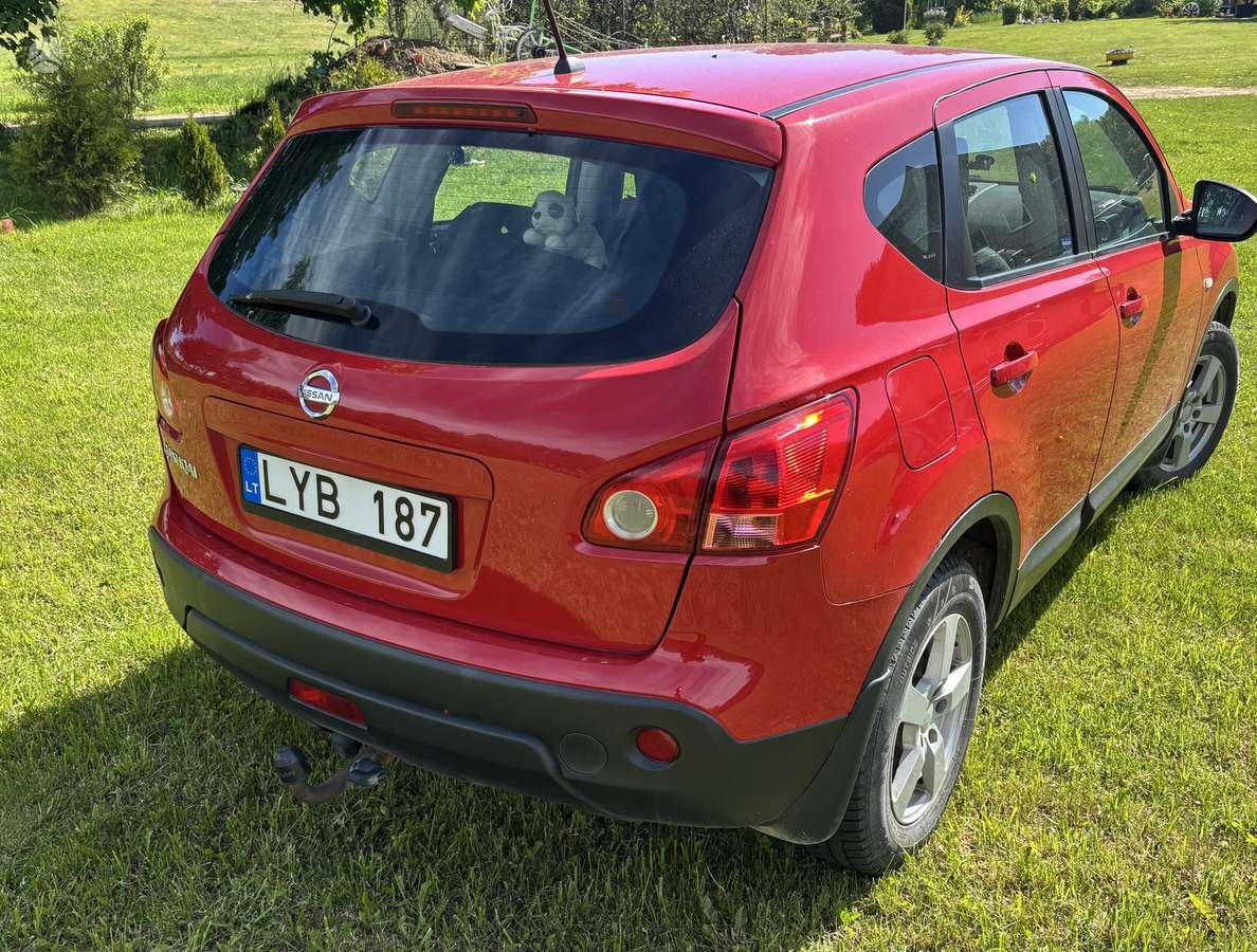 Nissan Qashqai 2008 — engine 1997 cm³, 141 HP (104kW)