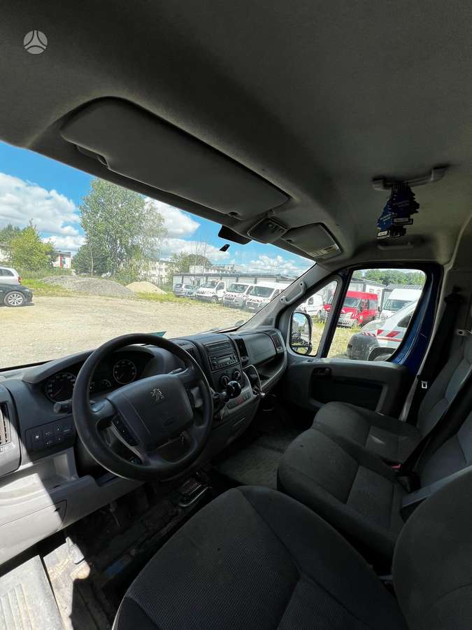 Peugeot Boxer 2011 — photo 7