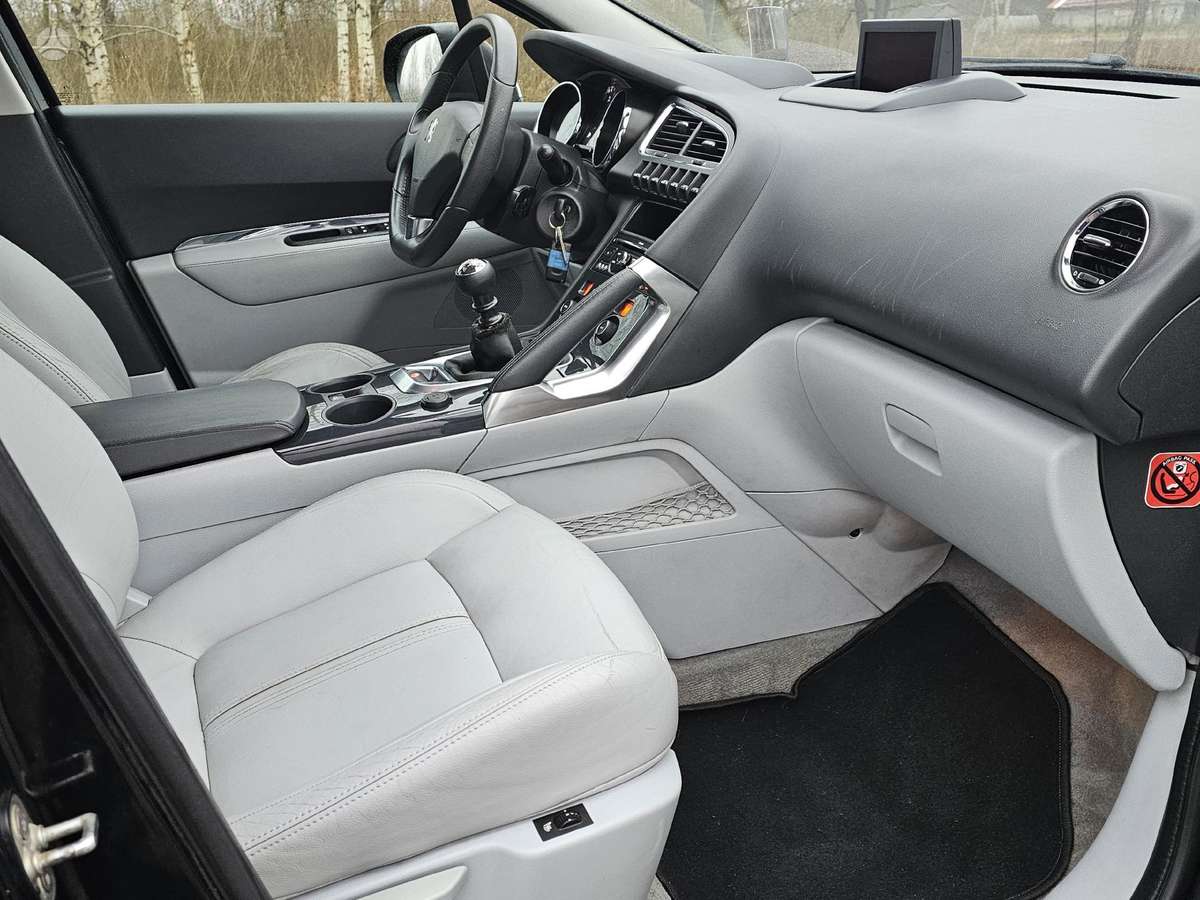 Peugeot 3008 2009 — photo 15