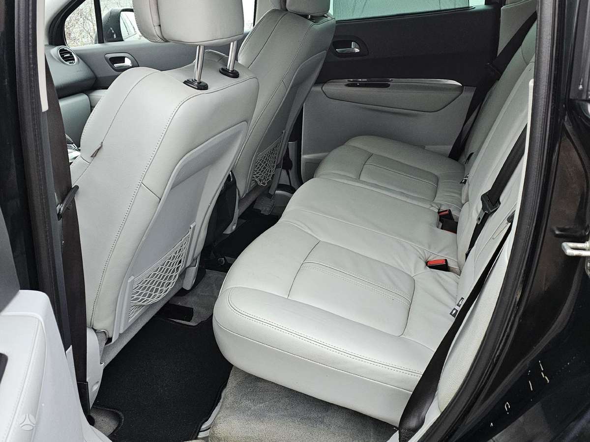 Peugeot 3008 2009 — photo 17