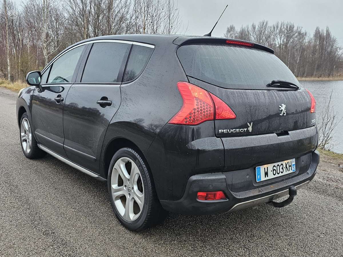 Peugeot 3008 2009 — engine 1997 cm³, 150 HP (110kW)